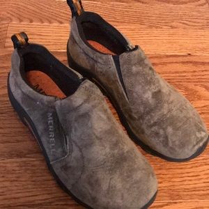 Merrel’s Kids Jungle Moc Gunsmoke Suede shoes